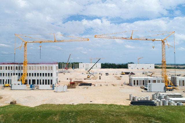 Manitowoc: SOFIALEX ach&egrave;ve une construction acc&eacute;l&eacute;r&eacute;e &agrave; l&rsquo;aide de grues Igo T 130&nbsp;de Potain